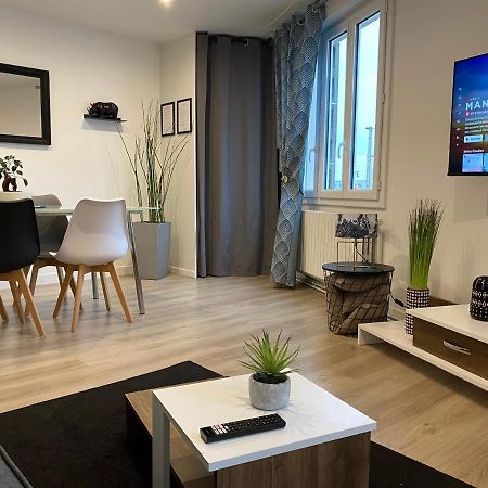 Appartement Cholet Les Halles Cote Jardin Buitenkant foto